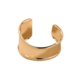 Chic Geometric Metal Wide-Face Women's Bracelet