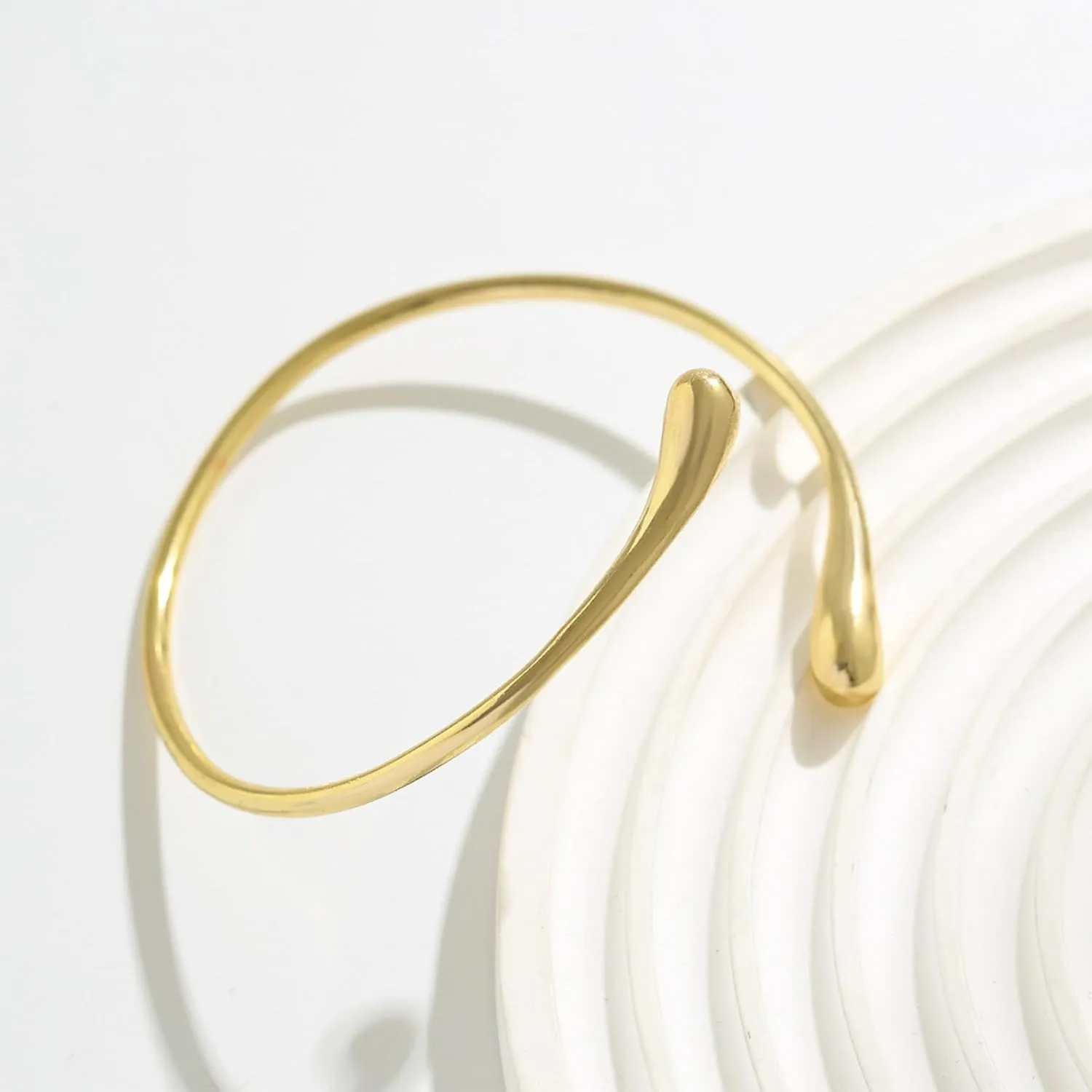 Choistily Arm Cuff Layered Bracelet Adjustable Upper Arm Cuff Bangle Gold Jewelry Gifts for Women Boho Summer Beach Essentials