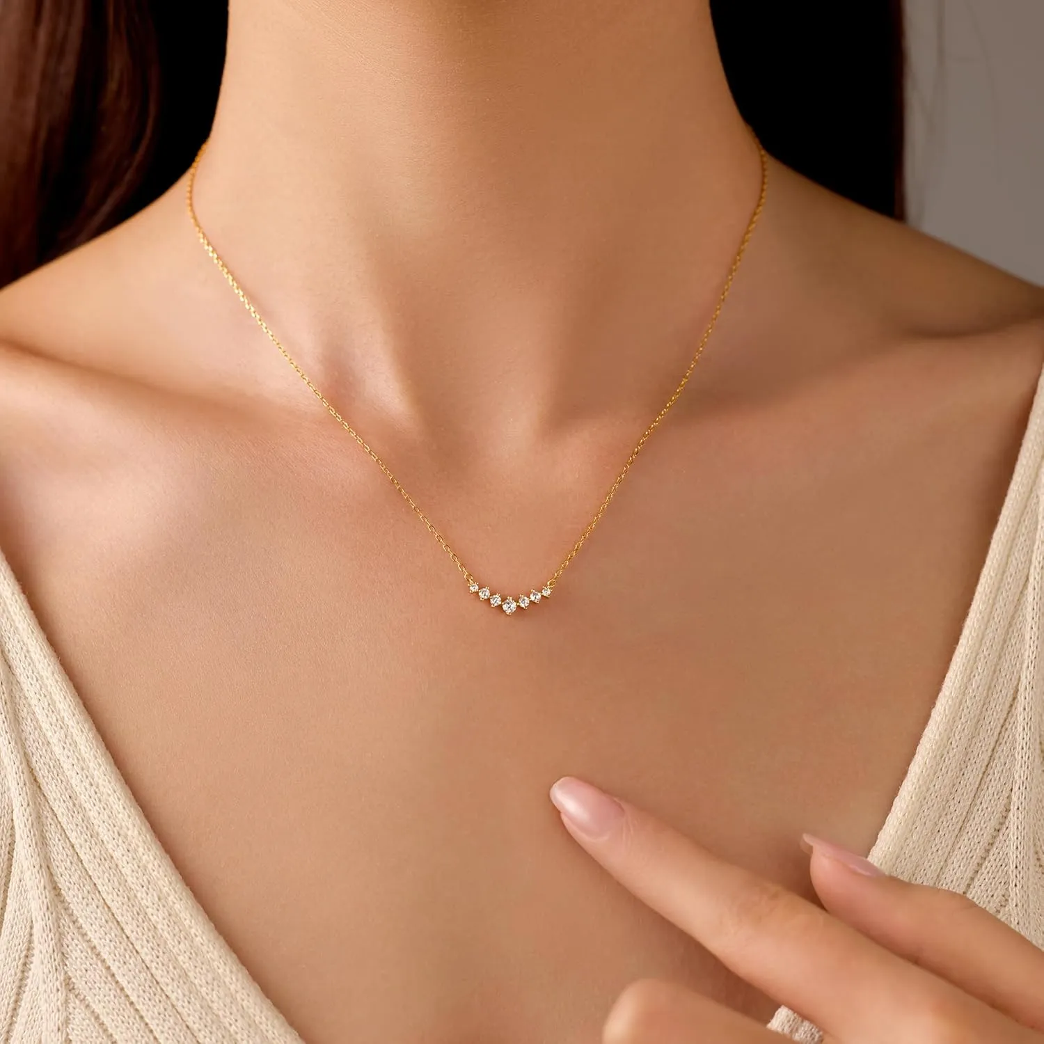 CZ Curved Bar Pendant Necklace for Women 925 Sterling Silver Cubic Zirconia Pendant for Mother 14K Gold Plated V Shaped Charm Necklace for Mother Daughter Wedding Graduation Gift
