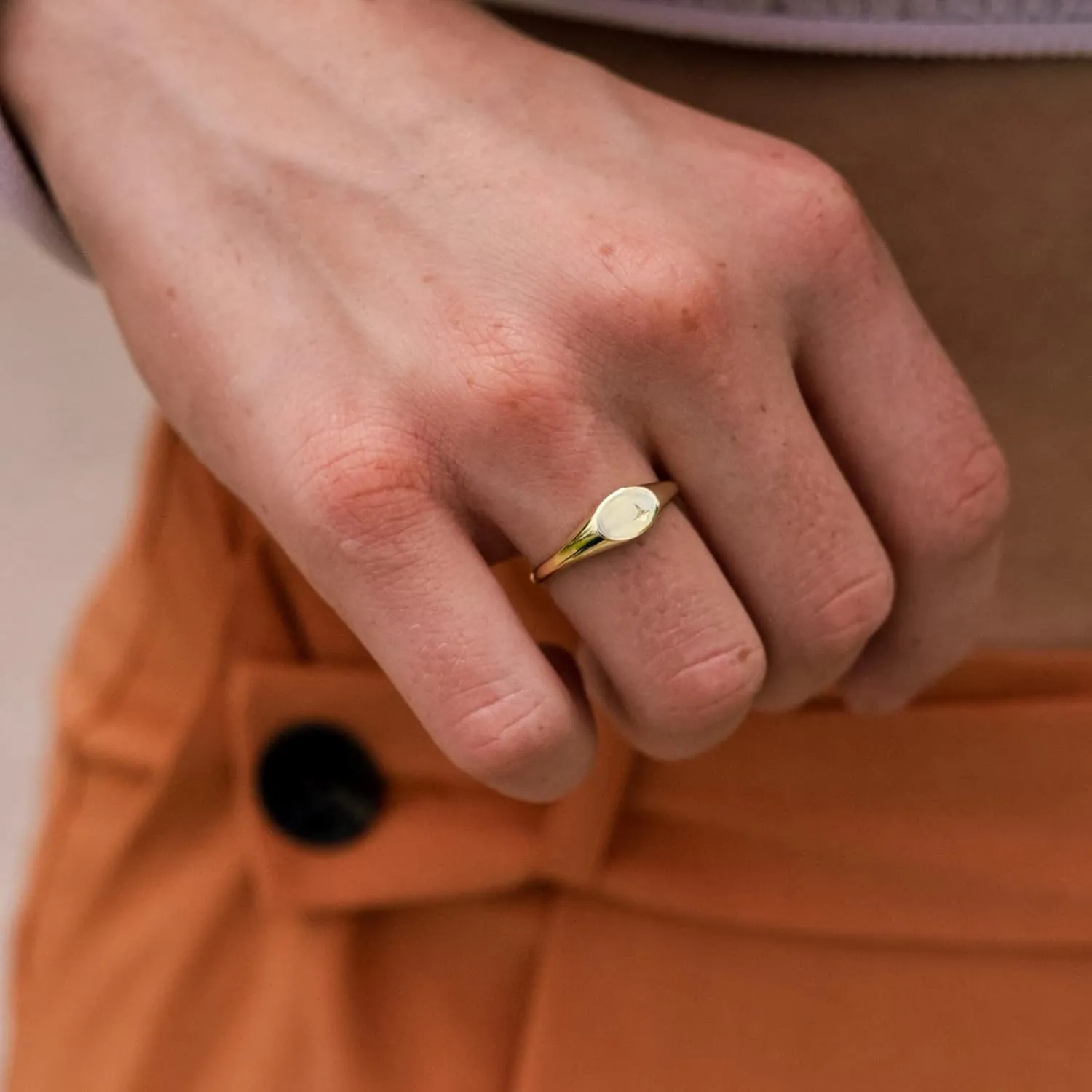 espere 18K Gold Plated Square Signet Pinky Ring Dainty North Star Oval Signet Ring | Lightweight Thick Statement Rings for Women