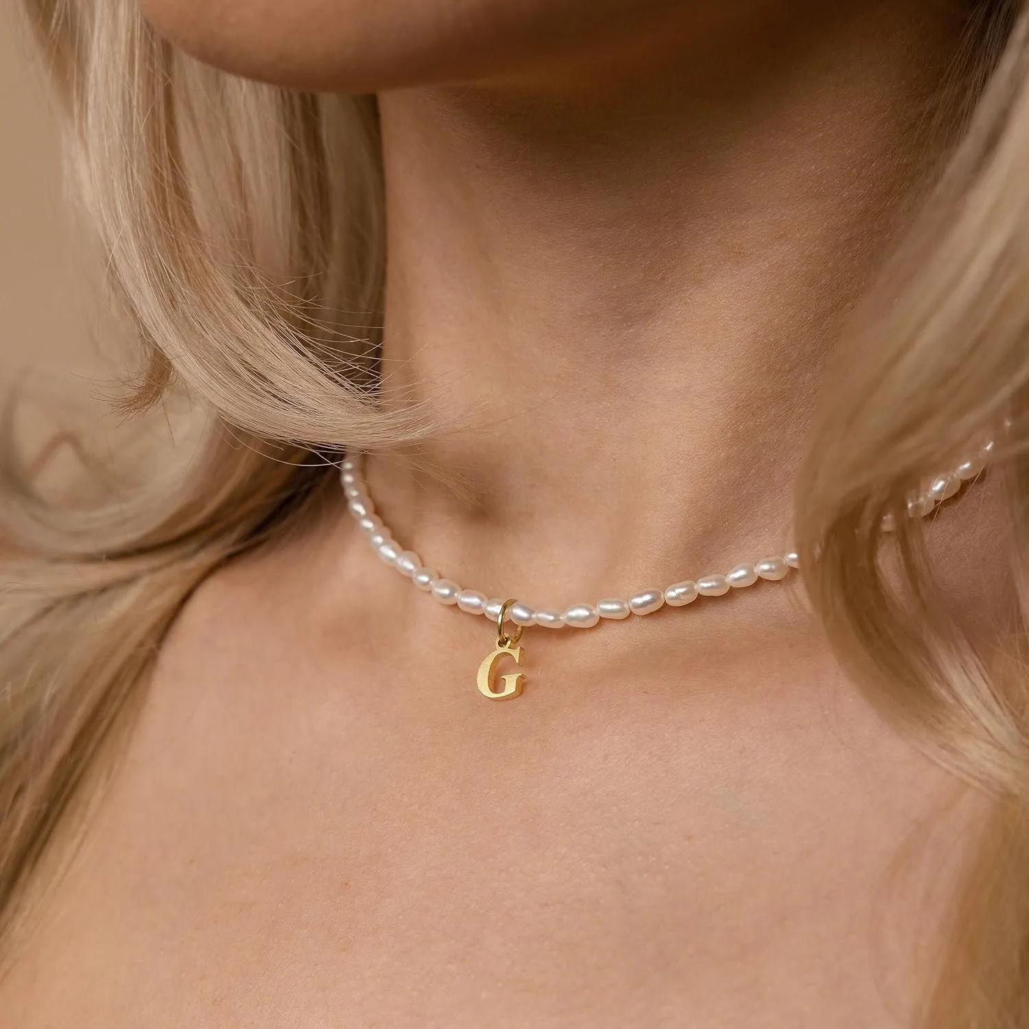 LUCA SMITH Initial Freshwater Pearl Choker Necklace for Women, 14K Gold Plated Baroque Dainty Pearl Choker Necklace with Initial PendantGift for Her Girlfriend Mother Teacher Sister