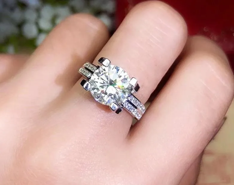Platinum Plated Silver Moissanite Ring 2ct-3ct Center Stone