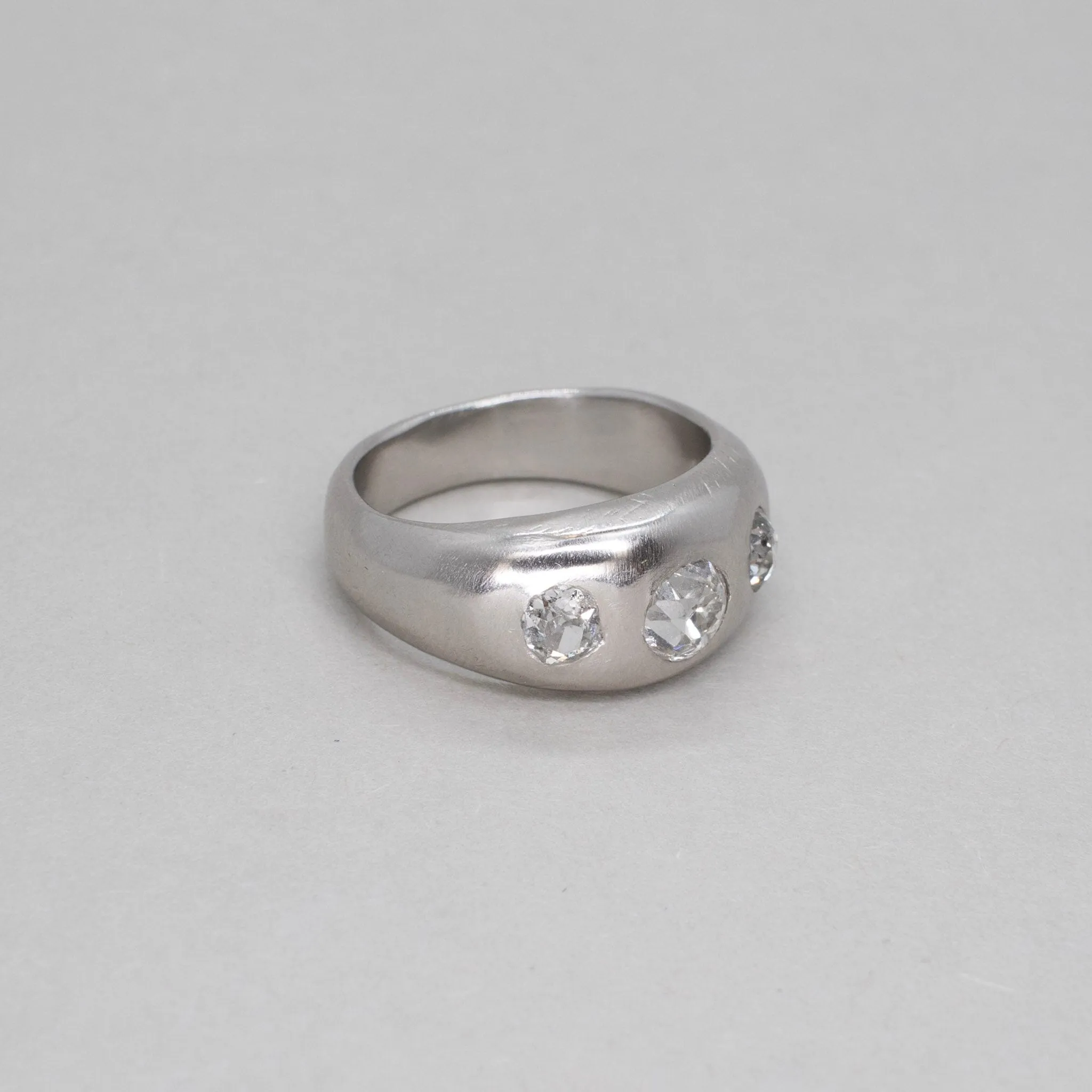 Platinum Smooth Triple Diamond Band