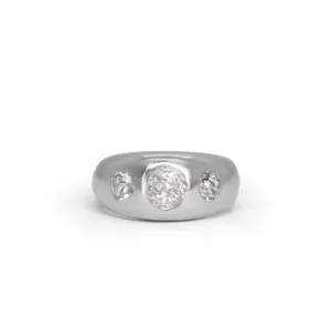 Platinum Smooth Triple Diamond Band