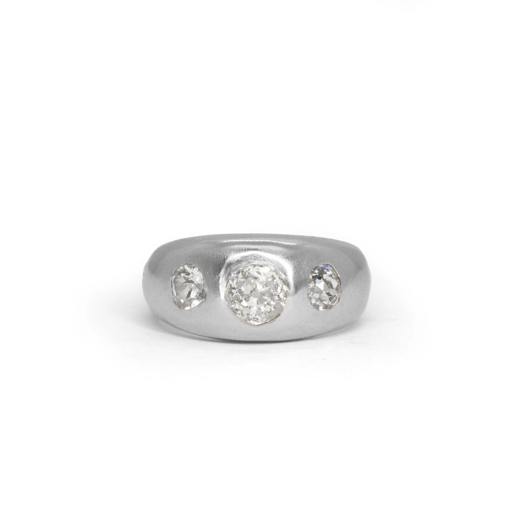 Platinum Smooth Triple Diamond Band
